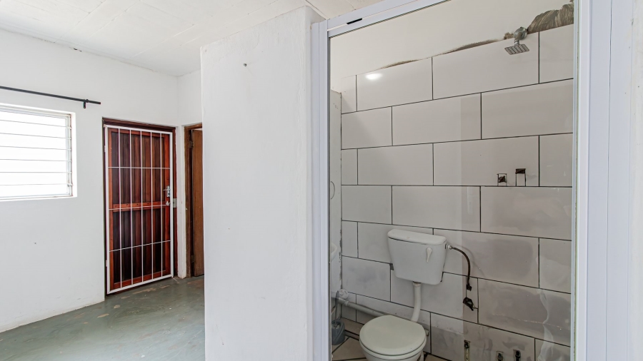 5 Bedroom Property for Sale in Myburgh Park Western Cape